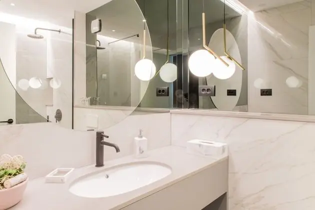 Deluxe Üç Kişilik Oda, Balkon, Deniz Manzaralı