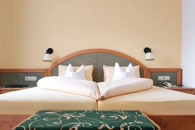 Standard Tek Büyük Yataklı Oda (Almrausch)