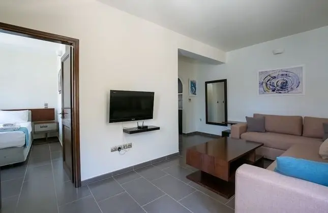 Deluxe Süit, Teras, Bahçe Manzaralı