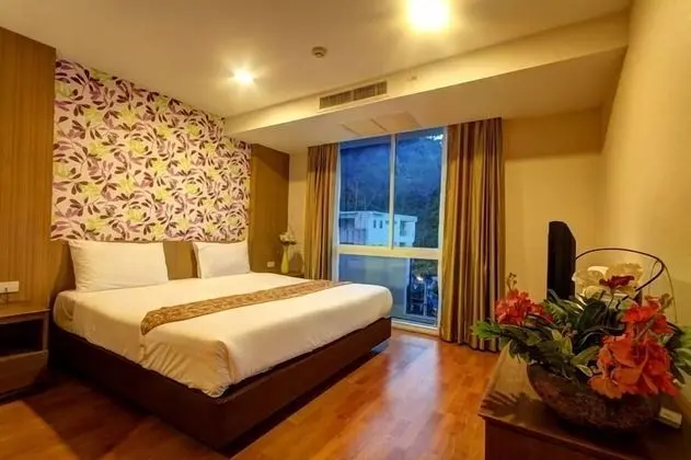 Premier Room