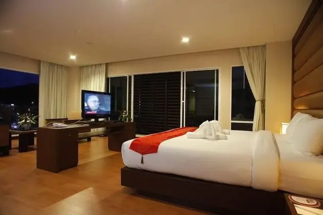 Premier Room