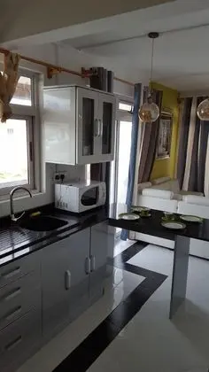 Standard Apart Daire, 2 Yatak Odası, Mutfak