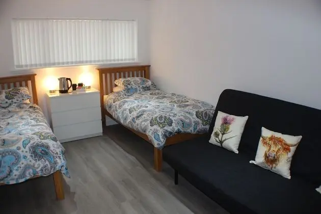 İki Ayrı Yataklı Oda, Ortak Banyo (Medium Twin Room)