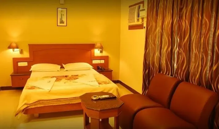 Deluxe Tek Büyük Yataklı Oda, Engellilere Uygun, Şehir Manzaralı