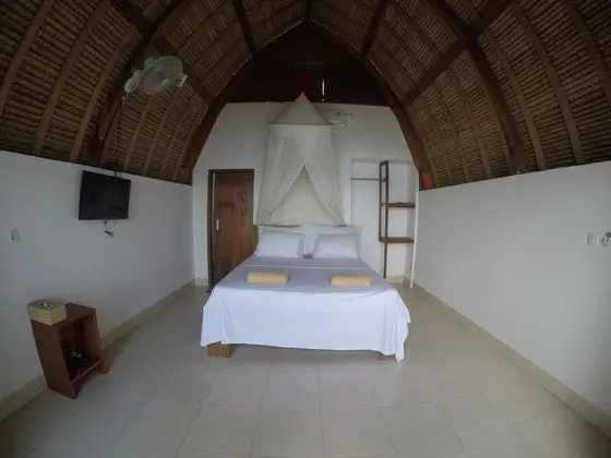 Traditional Bungalov, Deniz Manzaralı