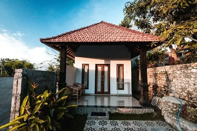 Deluxe Tek Büyük veya İki Ayrı Yataklı Oda, Havuz Manzaralı