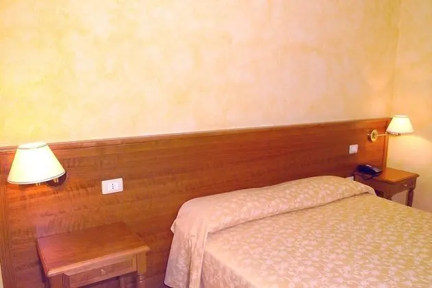 Tek Büyük Yataklı Oda, Özel Banyo