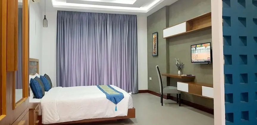 Deluxe Tek Büyük Yataklı Oda, Bahçe Manzaralı
