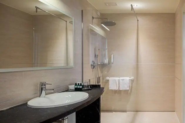 Classic Tek Büyük veya İki Ayrı Yataklı Oda, Balkon (Elegance)