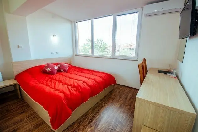 Standard Tek Büyük veya İki Ayrı Yataklı Oda