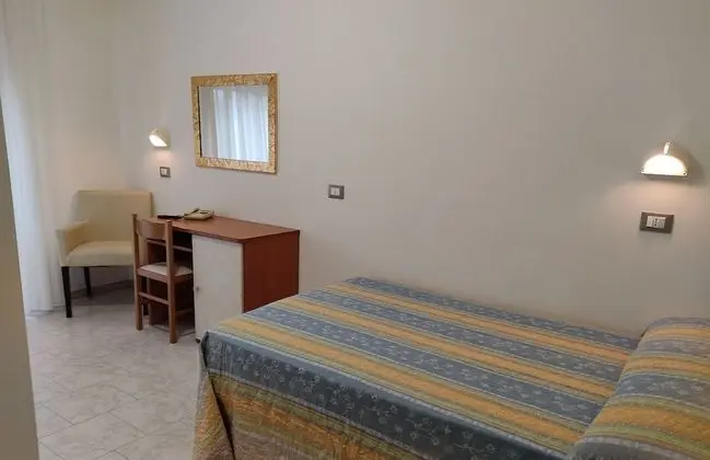 Comfort Tek Kişilik Oda