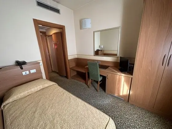 Tek Kişilik Oda
