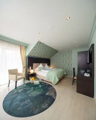 Deluxe Tek Büyük Yataklı Oda, Balkon