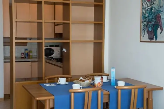 Apart Daire, 1 Yatak Odası, Göl Manzaralı