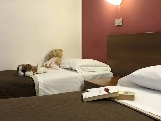 Standard Üç Kişilik Oda