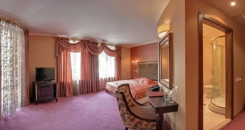 Tek Büyük Yataklı Oda, Balkon