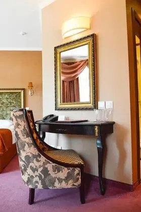 Tek Büyük Yataklı Oda, Balkon