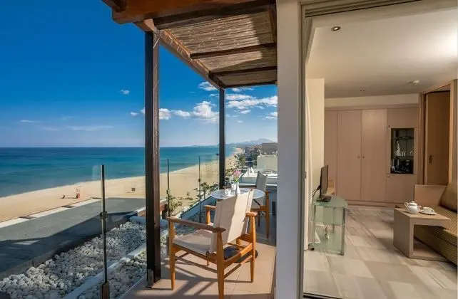Deluxe Suite Sea View & Jacuzzi