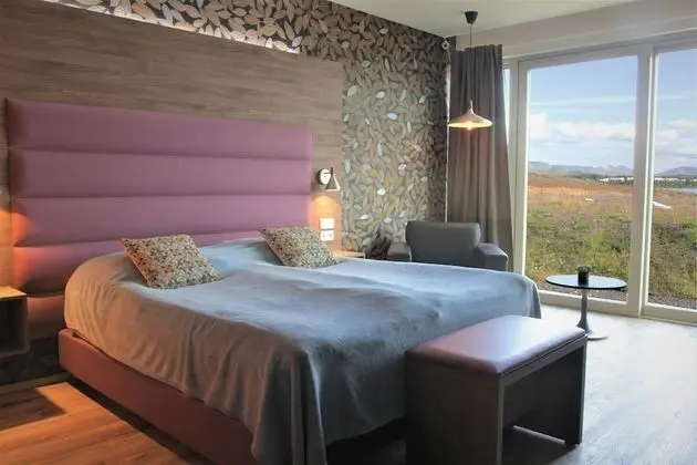 Superior Tek Büyük Yataklı Oda, Göl Manzaralı