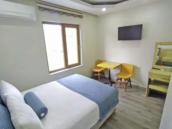 Tek Büyük veya İki Ayrı Yataklı Oda