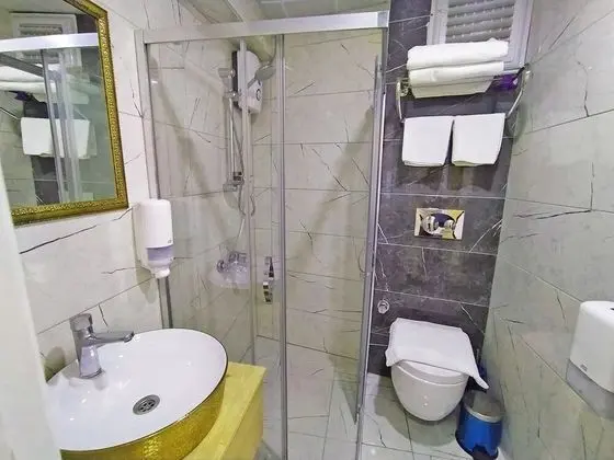 Tek Büyük veya İki Ayrı Yataklı Oda