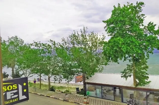 Üç Kişilik Oda