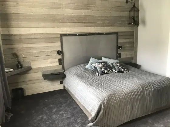 Tek Büyük Yataklı Oda