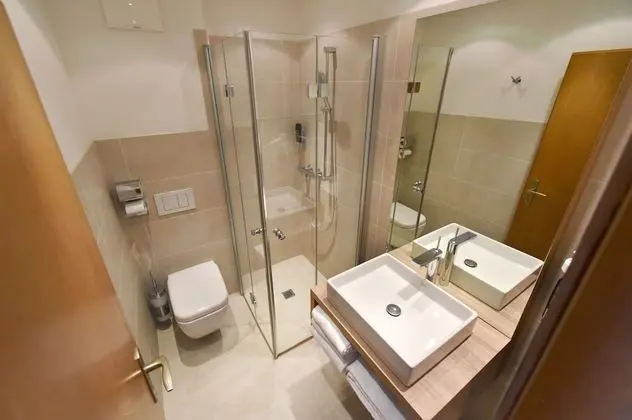 Standard Üç Kişilik Oda, Şehir Manzaralı