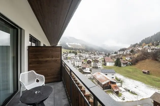 Family Oda, Balkon