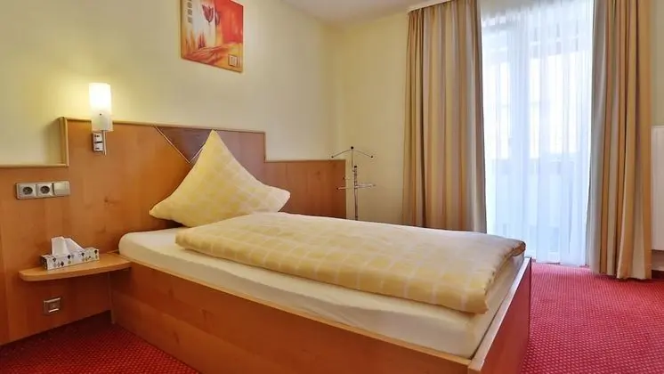 Tek Kişilik Oda