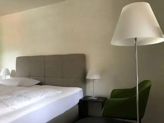 Tek Büyük Yataklı Oda, Dağ Manzaralı