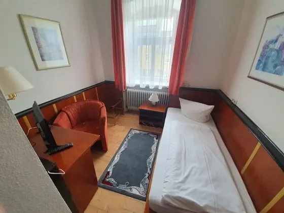 Basic Tek Kişilik Oda