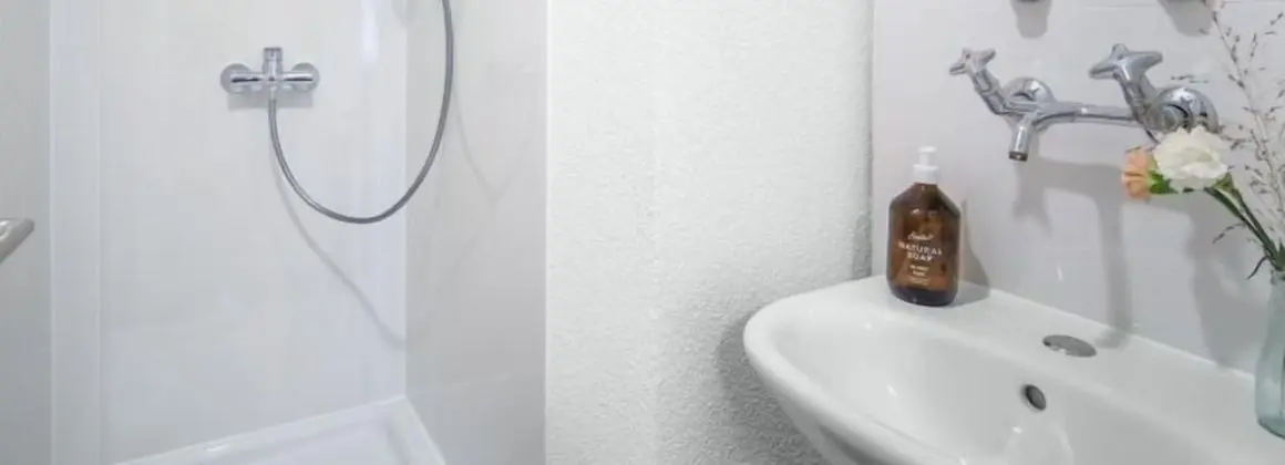 Economy Tek Kişilik Oda, Ortak Banyo