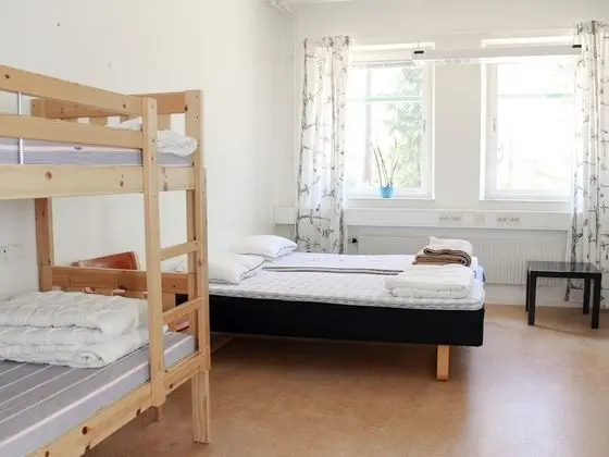 Dört Kişilik Oda, Ortak Banyo