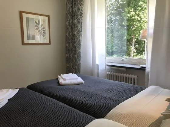 Junior Tek Büyük Yataklı Oda