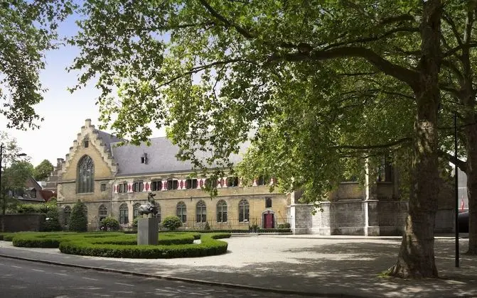 Kruisherensuite | Monastery