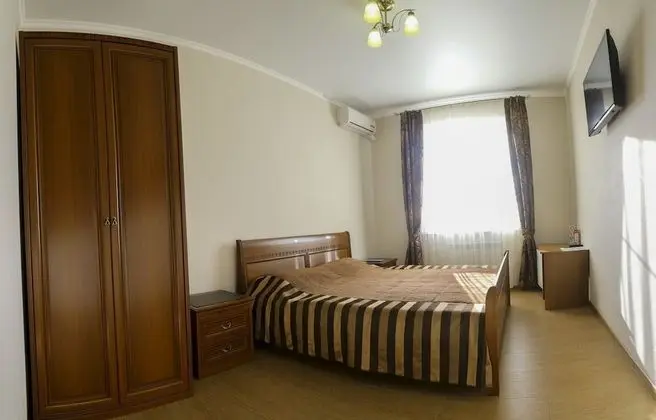 Standard Tek Büyük Yataklı Oda