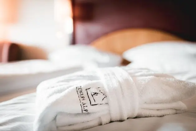 Deluxe Tek Büyük Yataklı Oda, Balkon