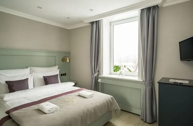 Standard Tek Büyük Yataklı Oda