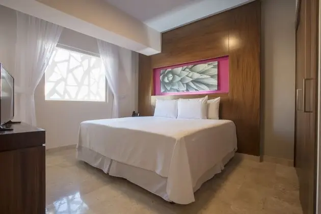 One Bedroom Suite