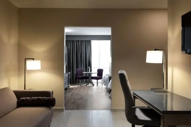 Deluxe Tek Büyük Yataklı Oda, 2 Çift Kişilik Yatak