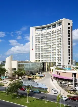 Standard Room, 1 King Bed (Free Beach Club Access)