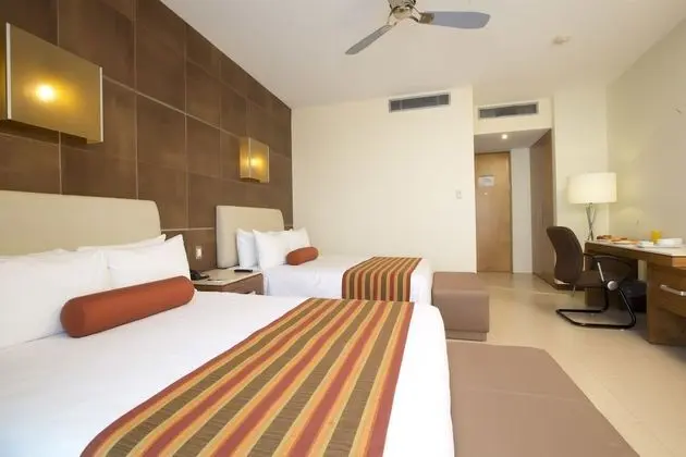 Standard Room, 2 Double Beds (Free Beach Club Access)