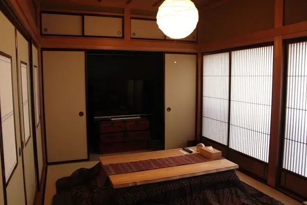 Traditional Ev (Private Vacation)