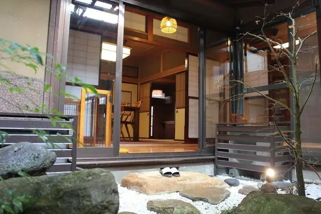 Traditional Ev (Private Vacation)