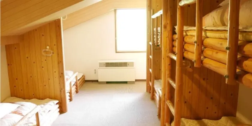 Ortak Ranzalı Oda, Sadece kadınlar için (Log Bed 6 adult)