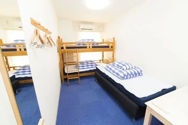 İki Ayrı Yataklı Oda (with Sofa,Shared Bathroom)