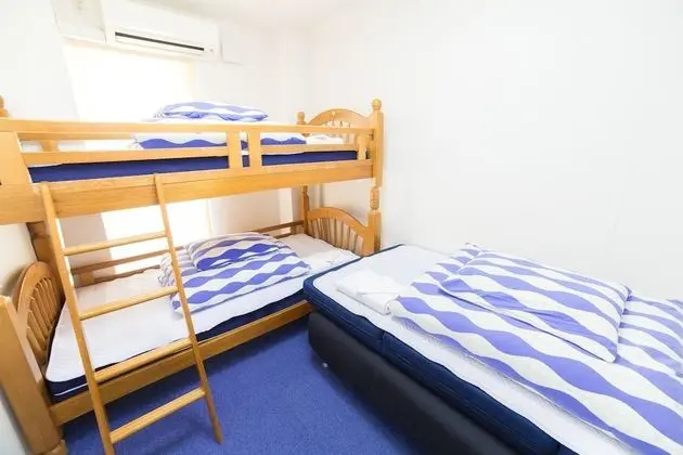 İki Ayrı Yataklı Oda (with Sofa,Shared Bathroom)