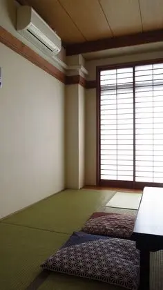 Geleneksel (Japanese Private)