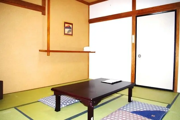 Geleneksel (Japanese Private Family)
